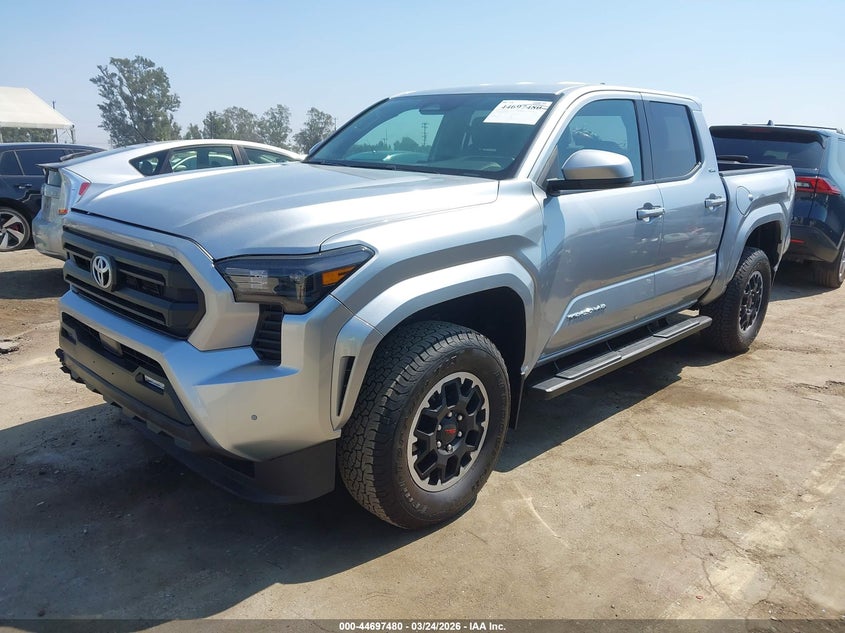 Toyota Tacoma – Photo 1