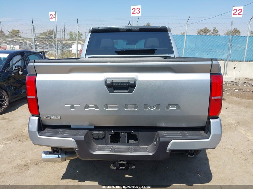 Toyota Tacoma – Photo 8