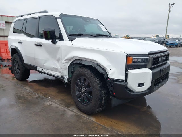 Toyota Land Cruiser 300 – Photo 2