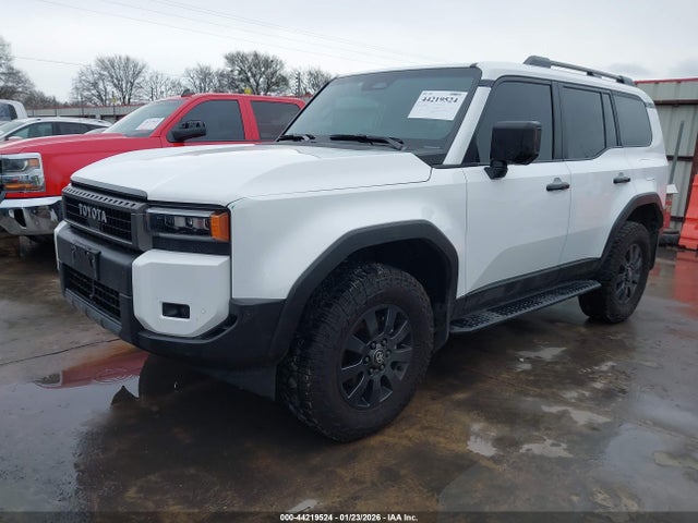 Toyota Land Cruiser 300 – Photo 3