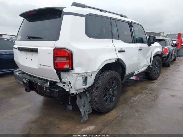 Toyota Land Cruiser 300 – Photo 5