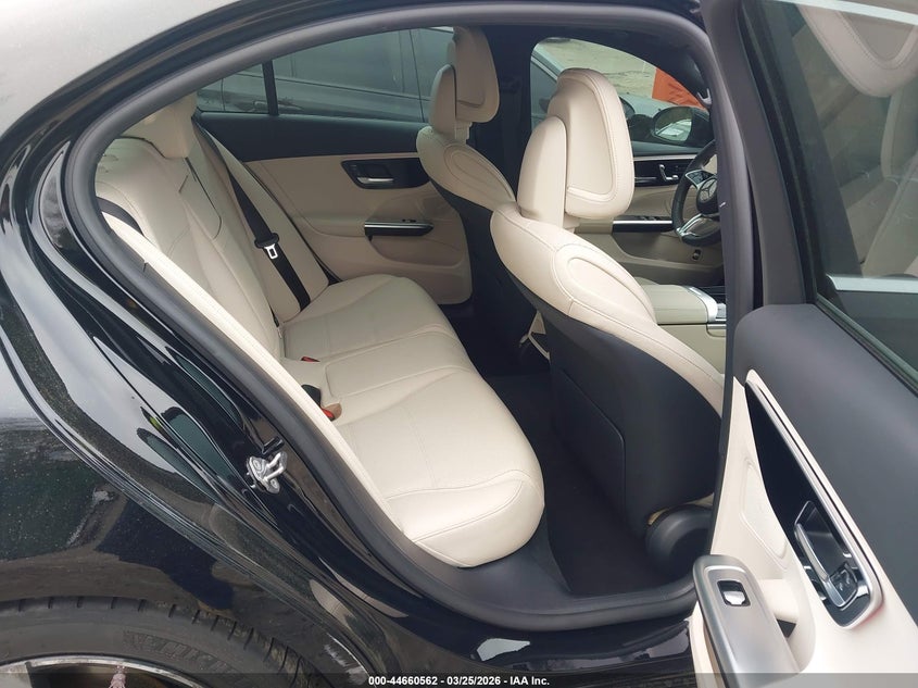 Mercedes-Benz C 300 – Photo 7